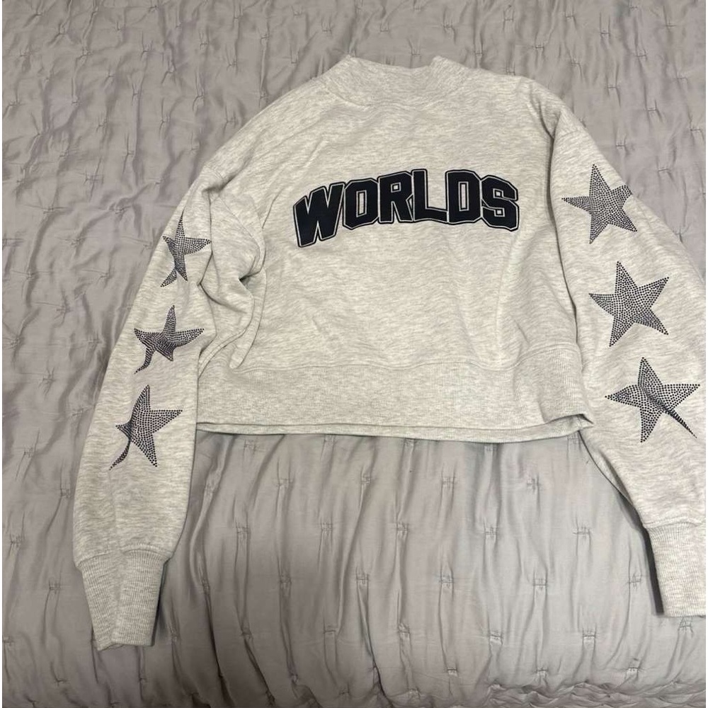 Sweatshirt from Cheerleading Worlds 2024